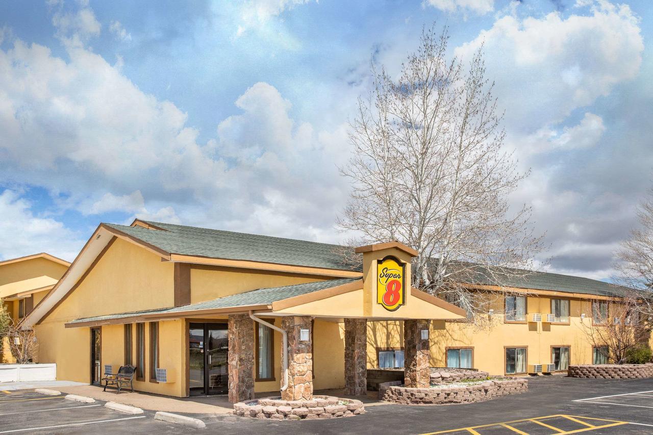 Super 8 By Wyndham Craig Hotel Bagian luar foto